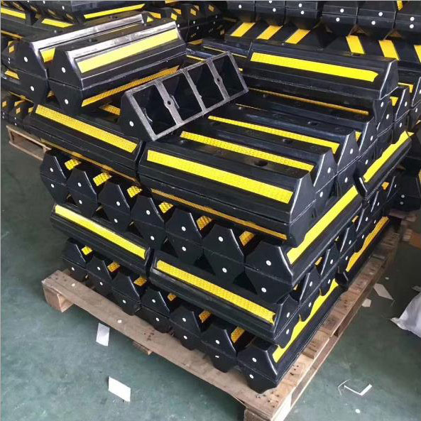 志庫交通生產(chǎn)橡膠定位器、橡塑定位器